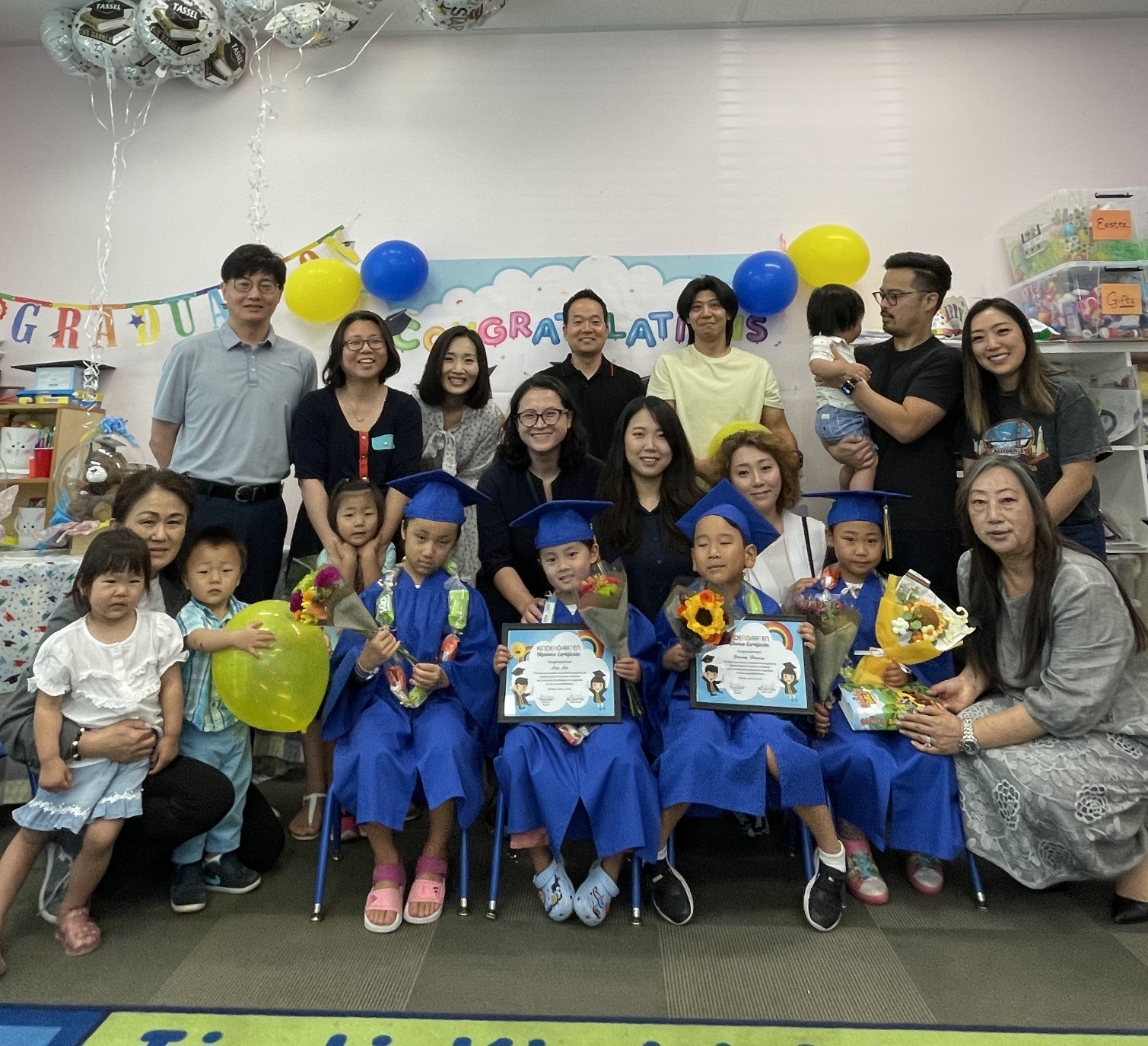 Graduation group family photo